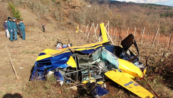 В Алуштинском регионе Крыма потерпел крушение частный двухместный вертолёт «Робинсон».
