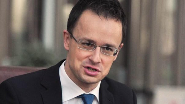 Евросоюз призвали срочно расширяться. Без Украины