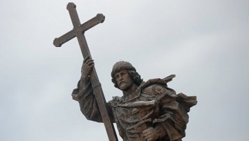 Князь Владимир получил российское гражданство и московскую прописку. Юлия Витязева