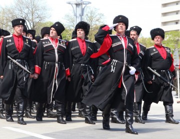 Казаки должны оправдать ношение формы