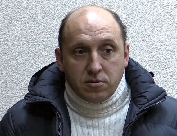 На контрольно-пропускном пункте сотрудники украинских спецслужб пытались завербовать преподавателя луганского вуза