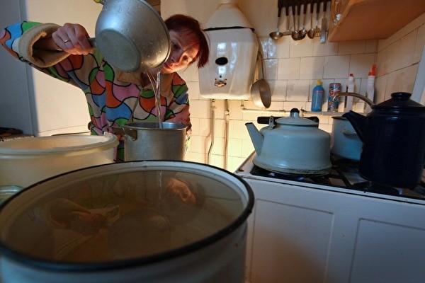 «Коммунальной атакой» на ЛНР Украина лишает воды и собственных жителей