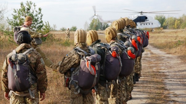 Минобороны Украины купило у себя свои списанные парашюты