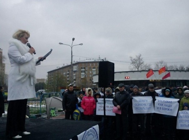«Бездомный полк» на марше: кто на самом деле митингует в Сокольниках?
