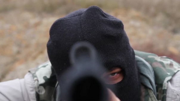 Неплохой пиар-ход: В Харькове обстреляли авто главы гражданского корпуса "Азов" Олега Ширяева