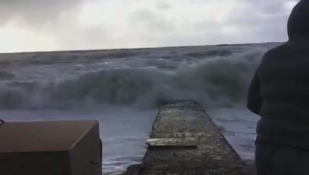 В Сочи устраняют последствия сильнейшего урагана