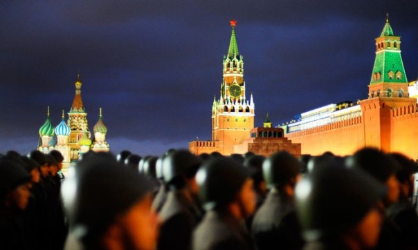 Сверхдержава: автомат или хлеб? Ростислав Ищенко