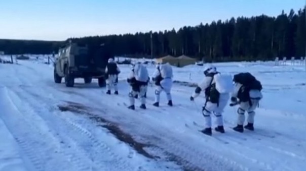 Express: В учениях России увидели подготовку к «зимней войне» Express: В учениях России увидели подготовку к «зимней войне»