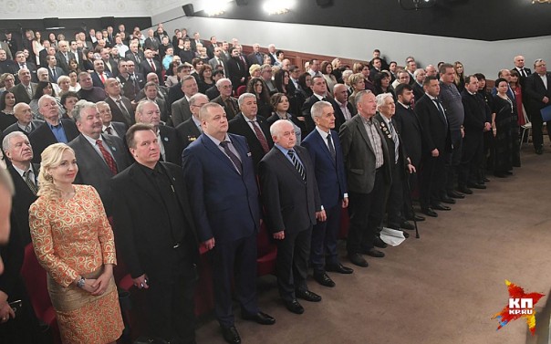 Кобзон посвятил Мотороле старую песню о главном...