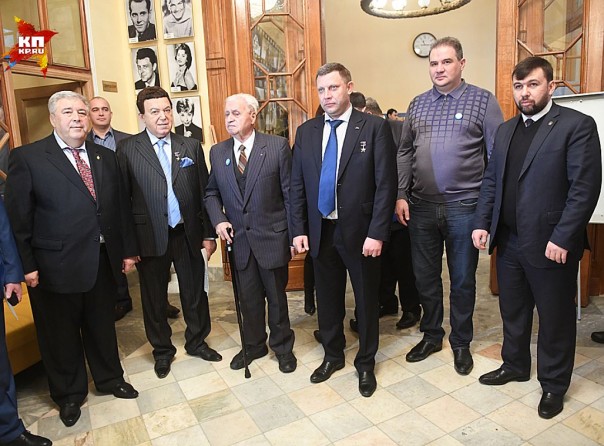 Кобзон посвятил Мотороле старую песню о главном...