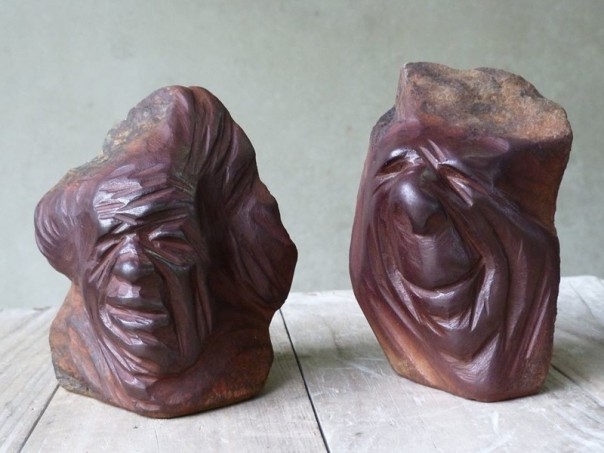 Испанец научился мять камни для создания скульптур