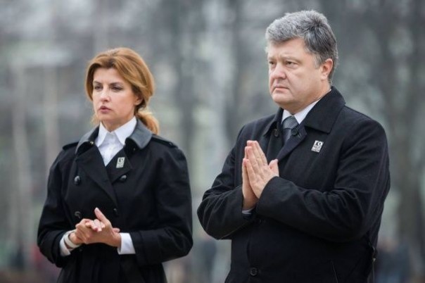 Трамп готовится сливать Порошенко? 