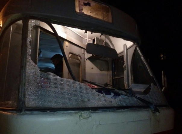 Новости Украины: В Днепропетровске расстреляли трамвай и ранили водителя