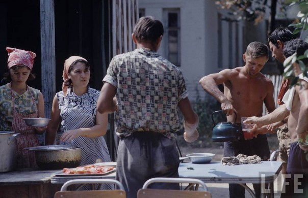 Молодежи 60-х посвящается