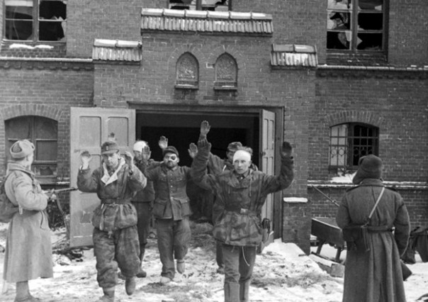 Империя наносит ответный удар