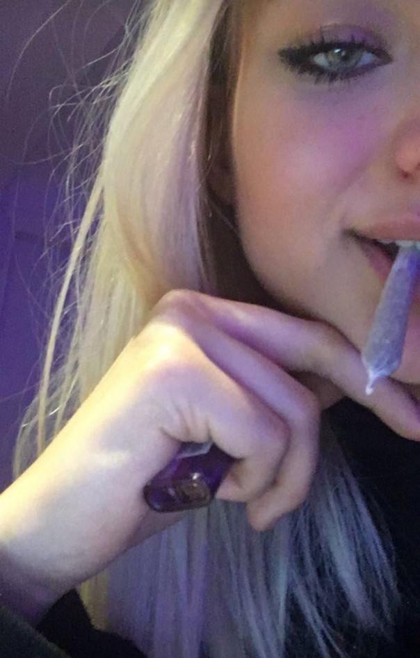 18-летняя дочь теннисиста Евгения Кафельникова: Я ненавижу Россию! — видео