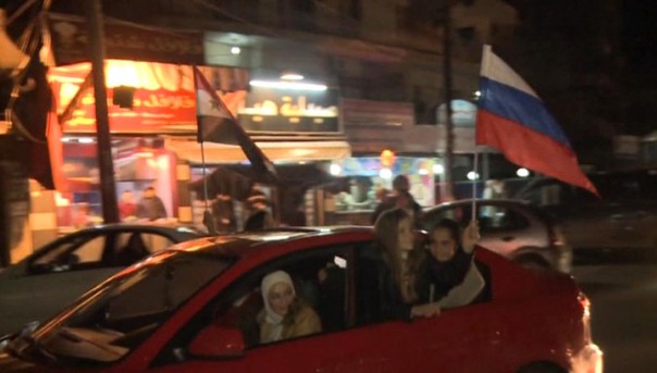 Праздник в Сирии: жители Алеппо шумно отмечают освобождение города