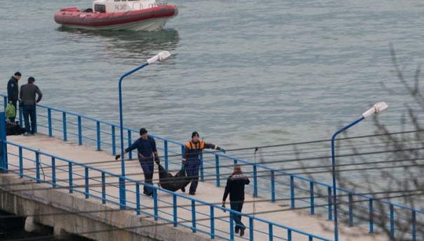 Супруг Доктора Лизы подтвердил ее гибель. На месте крушения Ту-154 найдены пять тел. Первые кадры с места катастрофы Ту-154