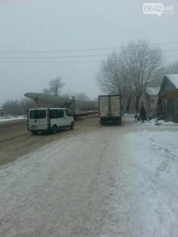 Из Луганска в сторону Дебальцево россияне провезли "тайный груз" Из Луганска в сторону Дебальцево россияне провезли "тайный груз"