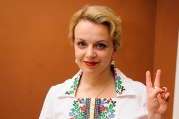 Ивано-Франковская певица Ирма Витовская требует выселять за пределы Украины всех, кто покупает билеты на концерты российских артистов Ивано-Франковская певица Ирма Витовская требует выселять за пределы Украины всех, кто покупает билеты на концерты российских артистов