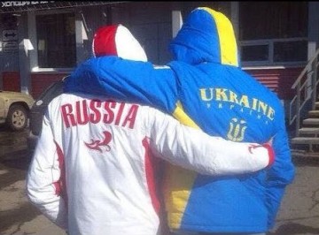 Песенные флешмобы в городах Украины и России. (сборное видео)