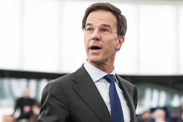 Утром — Евросоюз, вечером — ни денег, ни стульев