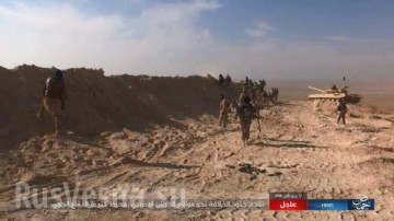 Кадры боев: Танки ИГИЛ штурмуют авиабазу Т-4 под Пальмирой, а вертолеты ВКС РФ контратакуют