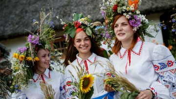 Украинская правда: Треть украинцев не считает русских братьями