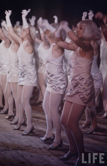 Молодежи 60-х посвящается