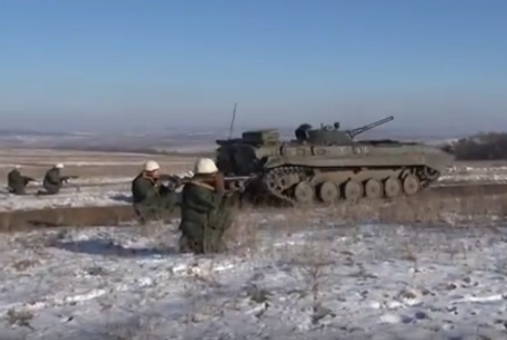 Занятия по огневой и тактической подготовке подразделений «2 Гвардейской ОМСБР» на полигоне