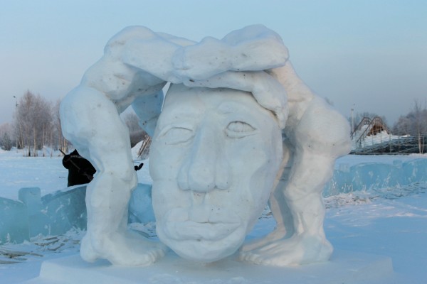 В мире прекрасного или Волшебная сила красноярского снега и льда В мире прекрасного или Волшебная сила красноярского снега и льда