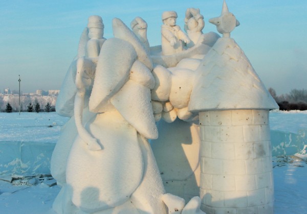В мире прекрасного или Волшебная сила красноярского снега и льда В мире прекрасного или Волшебная сила красноярского снега и льда