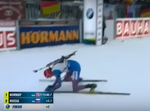 Открывайте! Снизу постучали! Это дно пытается пробить спортивный комментатор