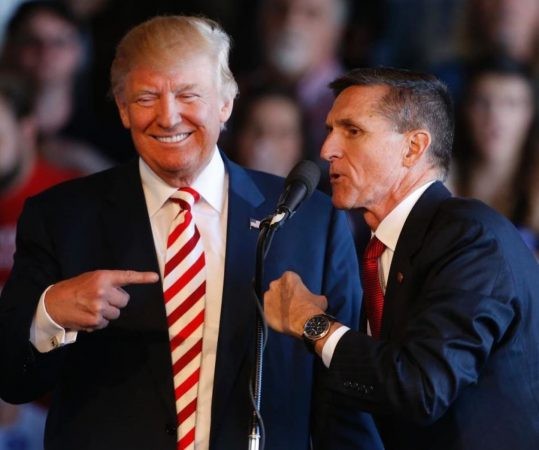 «Простите за Обаму»: Флинн 5 раз звонил в Москву в день введения санкций «Простите за Обаму»: Флинн 5 раз звонил в Москву в день введения санкций