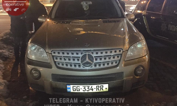 В Киеве задержали «чеченца» с удостоверением «разведчика» В Киеве задержали «чеченца» с удостоверением «разведчика»