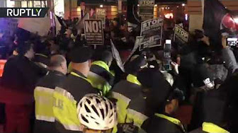 "Майдан" в Вашингтоне. Полиция применила слезоточивый газ против противников Трампа