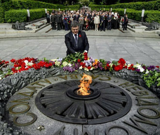 На Украине хотят отменить три государственных праздника – 8 марта, 1 и 9 мая.