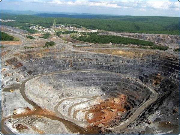 Продано крупнейшее месторождение золота в России Продано крупнейшее месторождение золота в России