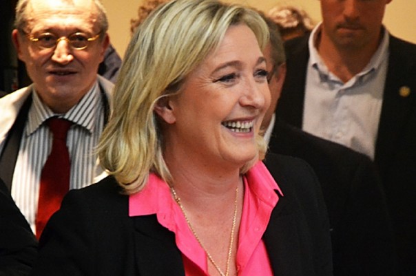 У Ле Пен ответили Киеву: Она и не собиралась посещать Украину У Ле Пен ответили Киеву: Она и не собиралась посещать Украину