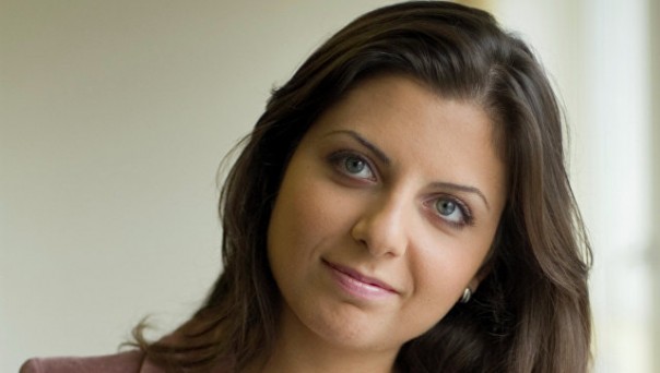 Симоньян ответила на обвинения Макрона в адрес Sputnik и RT