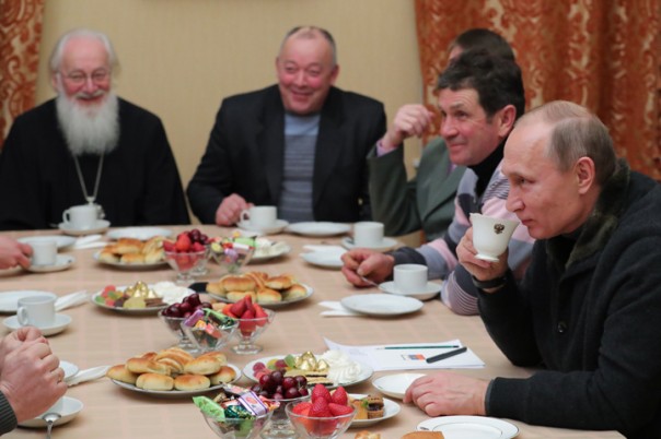 Путин и рыбаки из ФСО Путин и рыбаки из ФСО
