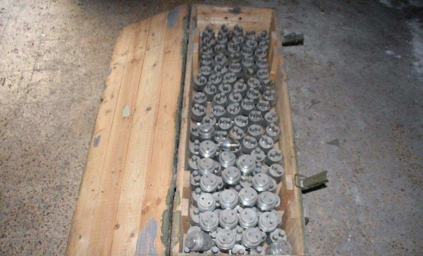 Российские саперы в Алеппо обнаружили 6 больших складов террористов Российские саперы в Алеппо обнаружили 6 больших складов террористов