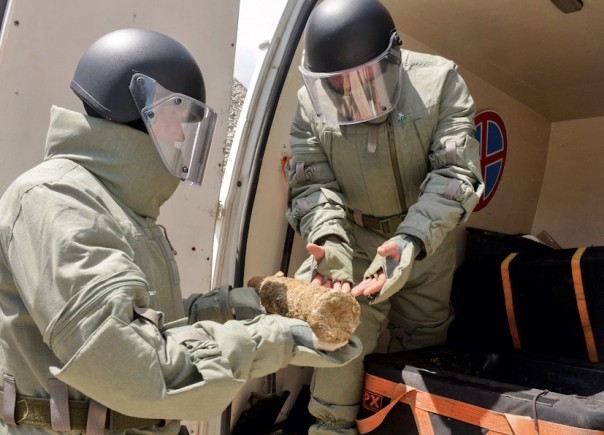 Осторожно! Работают саперы