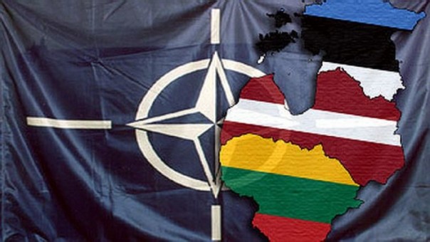 НАТО — странам Прибалтики: С русскими воевать не хотите? Мы вас заставим!