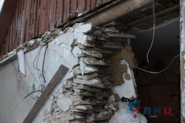 Сводка от НМ ЛНР 13 января 2017. Укрофашисты обстреляли Дебальцево и Первомайск из крупнокалиберных орудий Сводка от НМ ЛНР 13 января 2017. Укрофашисты обстреляли Дебальцево и Первомайск из крупнокалиберных орудий