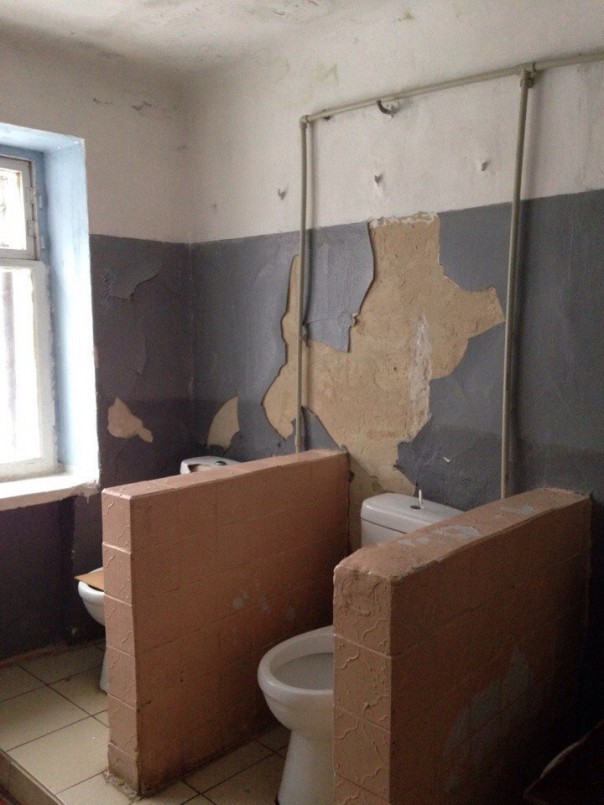 Будущих медиков приучают к нищете за 10 тысяч в год: сеть шокировали фотографии Медицинского колледжа в Харькове Будущих медиков приучают к нищете за 10 тысяч в год: сеть шокировали фотографии Медицинского колледжа в Харькове