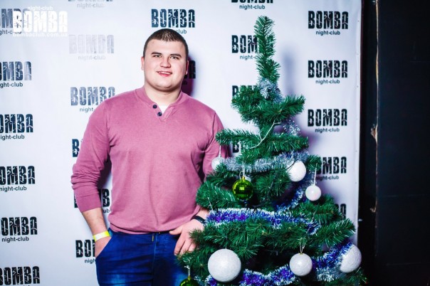 Night club "Бомба" (Тернополь) и его посетители на Рождество (Не реклама) Night club "Бомба" (Тернополь) и его посетители на Рождество (Не реклама)