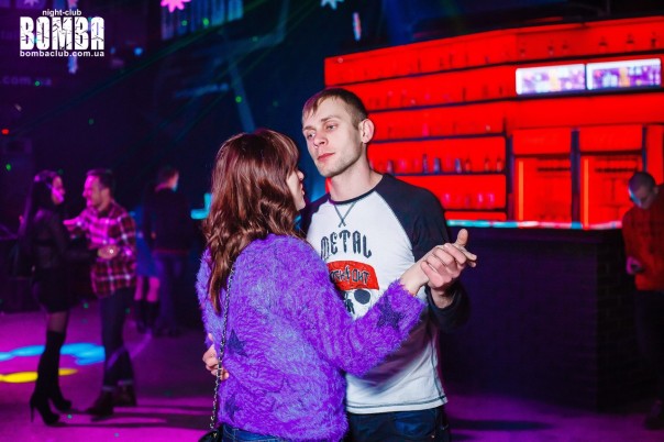 Night club "Бомба" (Тернополь) и его посетители на Рождество (Не реклама) Night club "Бомба" (Тернополь) и его посетители на Рождество (Не реклама)