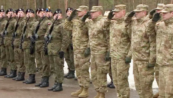 НАТО у наших границ: стоит ли бояться очереднего бряцанья оружием в Польше и Прибалтике