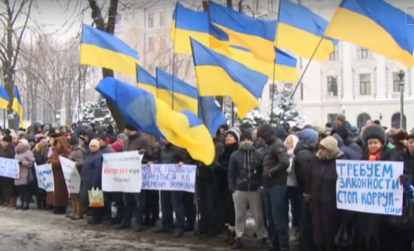 В Днепропетровске начались бунты против мэра – ставленника Коломойского
